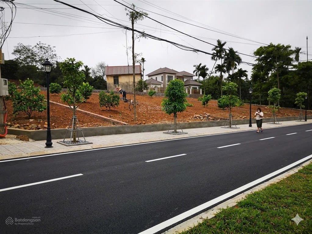 Bán đất khu đô điều hòa phú cát 157m2 mt 11m nở hậu 12m giá 29 tr/m2. 0977 514 ***