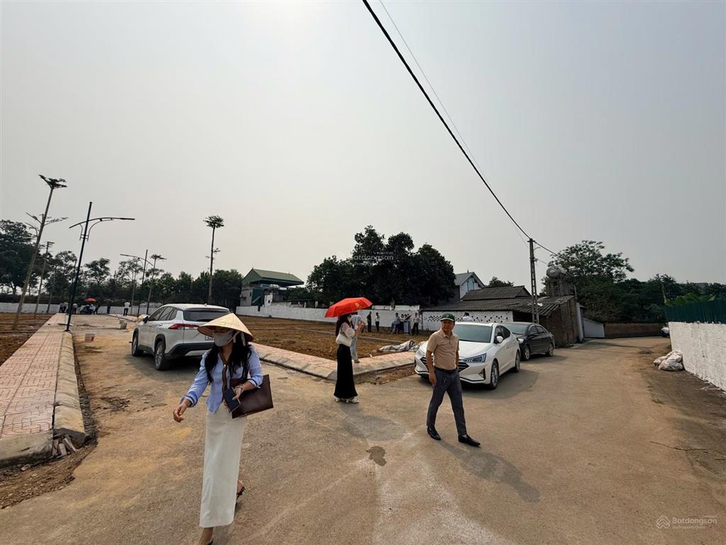 Bán rất gấp đất phú cát hoà lạc 115m2 full thổ cư chỉ 2 tỷ 0977 514 ***