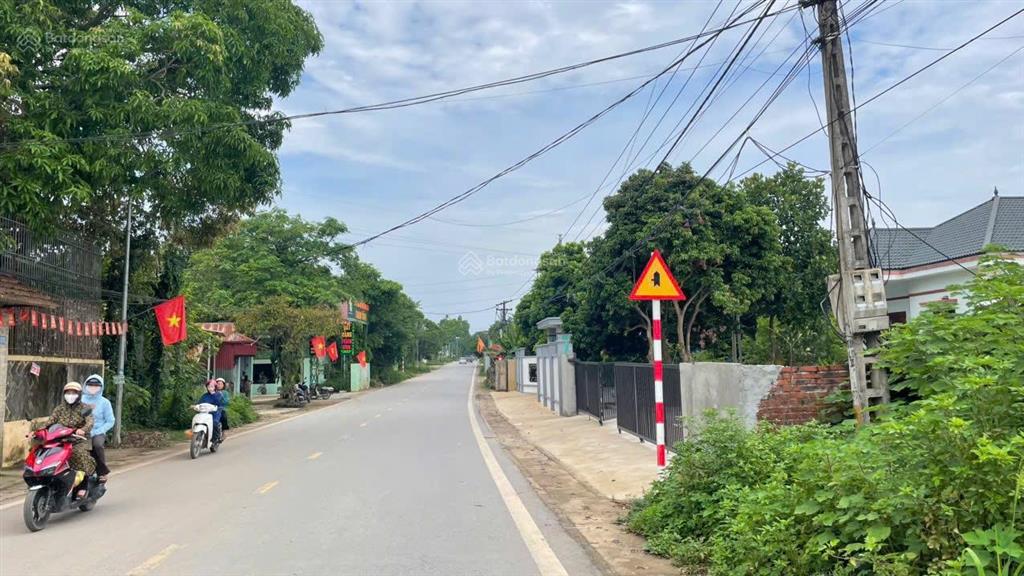 Chính chủ chúng tôi bán đất f0 tại p. tùng thiện, sơn tây, tp hà nội giá 1.7 tỷ 0977 514 ***