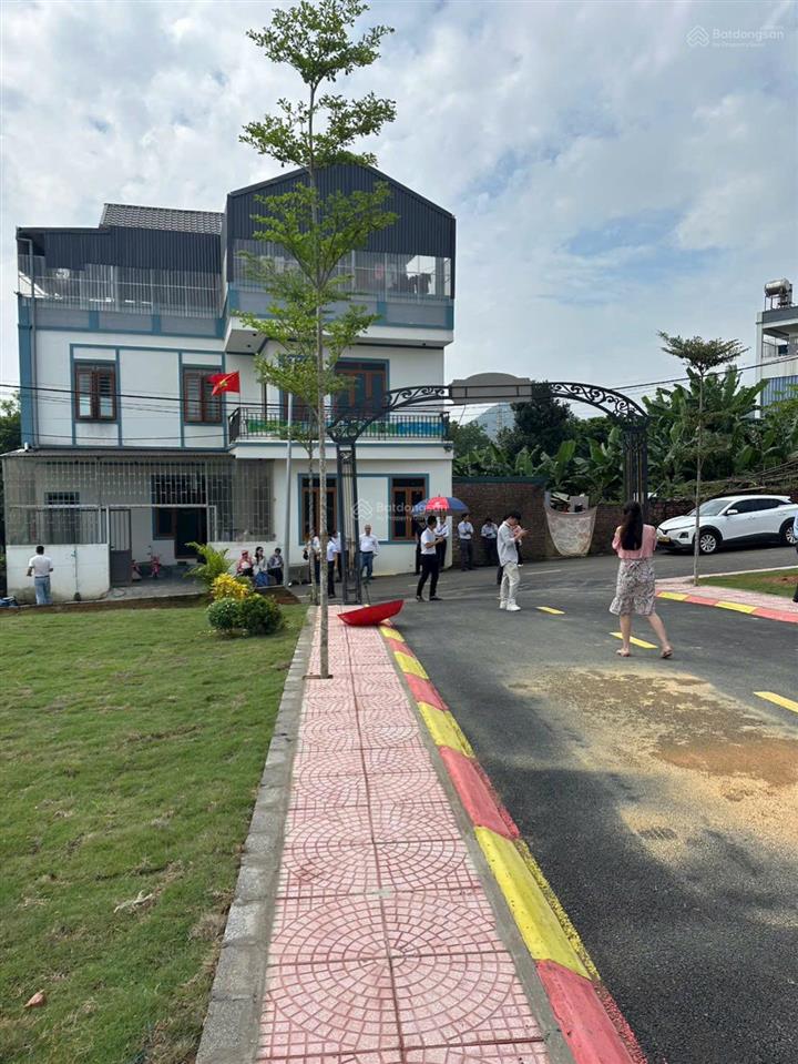Bán gấp đất đẹp tại miễu, xã hoà lạc cạnh đhqg giá 3,8 tỷ, 90m2 0977 514 ***