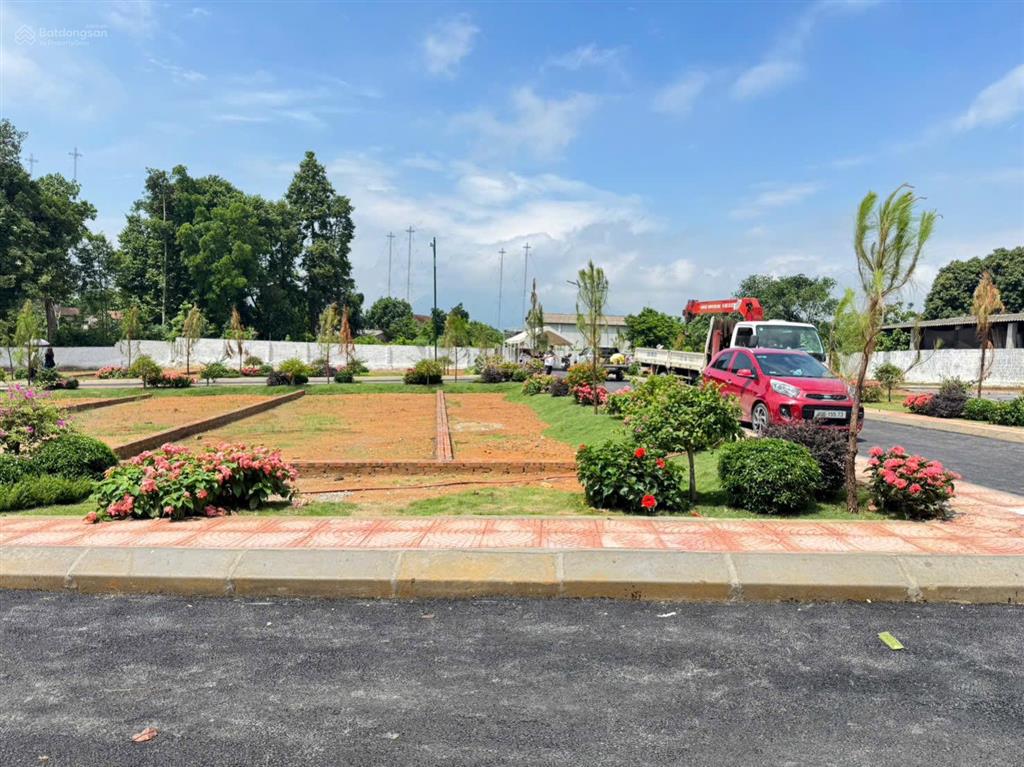 Bán đất tại tùng thiện, 1,4 tỷ, 100m2, đẹp, nhiều tiện ích ở ngay 0977 514 ***