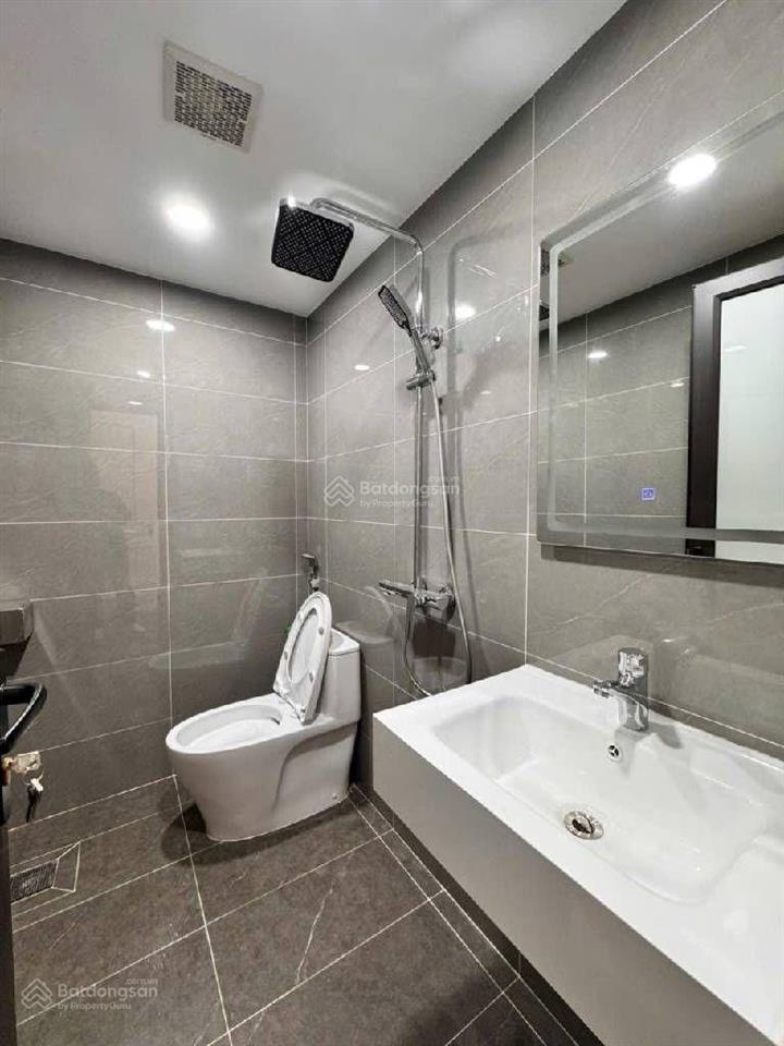 Nhà đón tết nguyễn khang 81m2 x 9t thang máy, gara, ô tô tránh chỉ 35 tỷ.