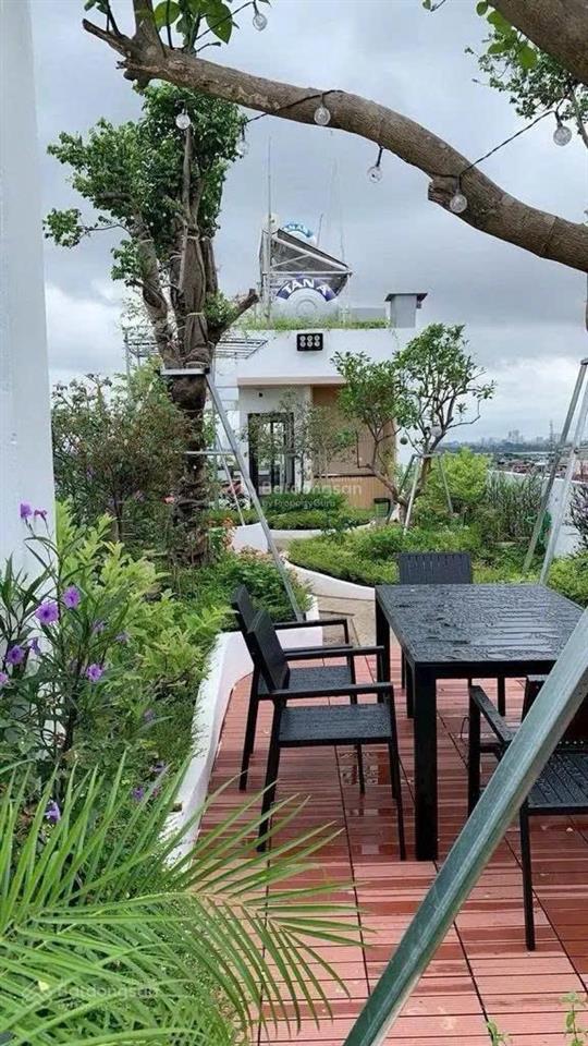 Hiếm nhà lạc long quân 300m2 x 8t + 1 hầm kinh doanh, ô tô tránh, 2 thang máy, view hồ