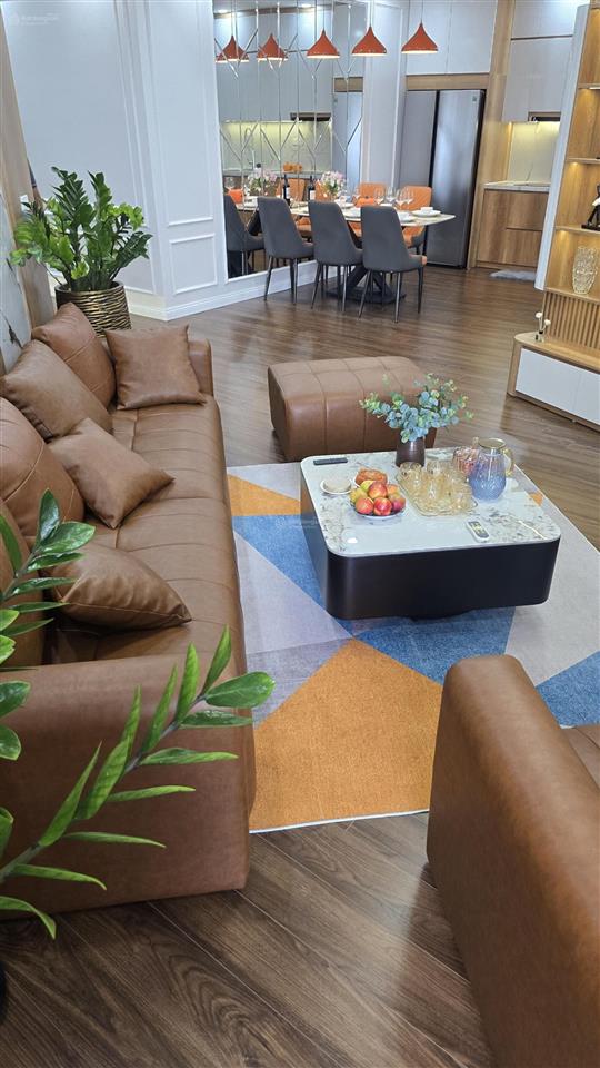 Căn hộ the matrix one 130m2 x 3 ngủ, 2 vệ sinh, view công viên, nội thất full chỉ 13 tỷ