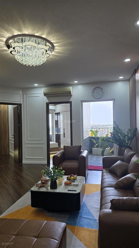 Căn hộ the matrix one 130m2 x 3 ngủ, 2 vệ sinh, view công viên, nội thất full chỉ 13 tỷ