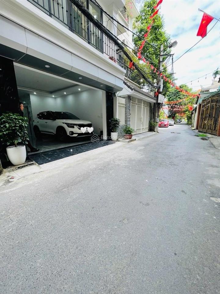 Nhà phú thượng 55m2 x 5t kinh doanh, ô tô qua, ngõ thông, view hồ chỉ 11,5 tỷ