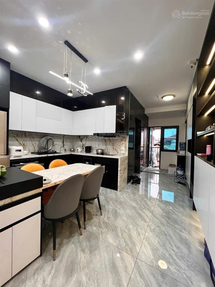 Nhà đẹp miếu đầm 70m2 x 8 tầng thang máy, gara ô tô, kinh doanh đẳng cấp 24 tỷ.