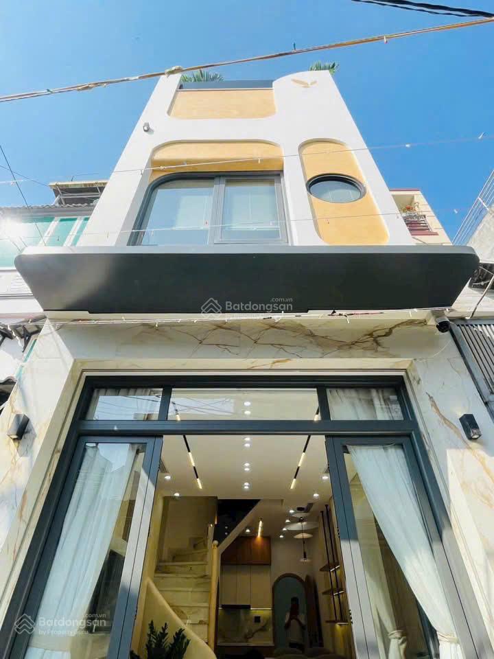 Bán gấp 1 tỷ 550. nhà 34m2 nơ trang long p7 bình thạnh. hẻm 4m thông, sổ riêng, ở ngay bình thạnh!