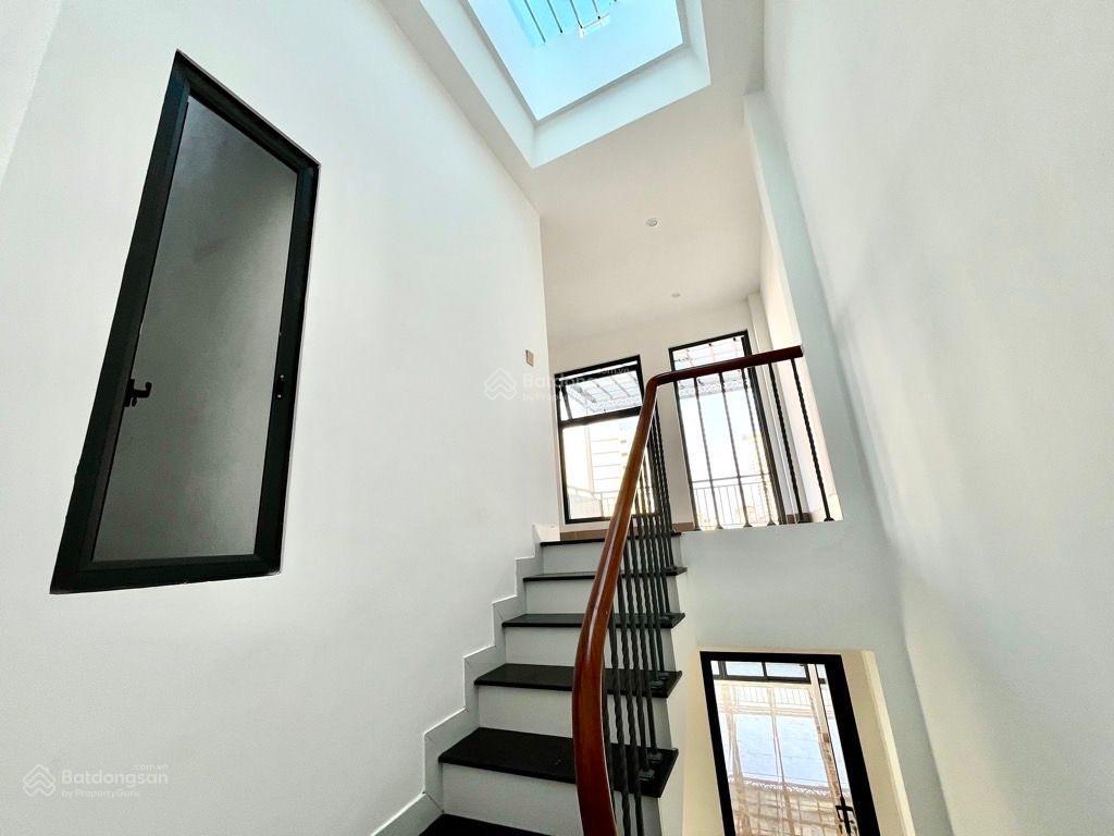 Bán nhà mặt phố nguyễn đức cành nhà lô góc 3 mặt thoáng sáng 57 m giá 42 tỷ