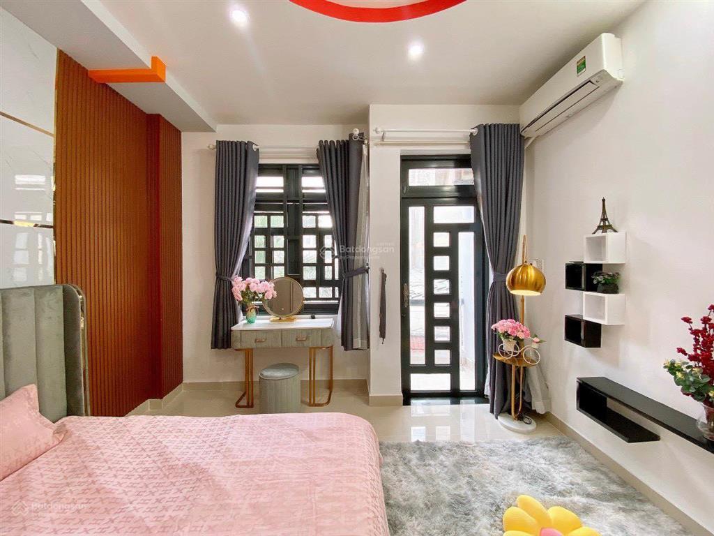 Duy nhất 1 căn ung văn khiêm 2,75 tỷ / 48m2 . 1 trệt 2 lầu . hiếm nhất khu vực