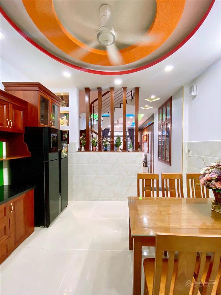 Duy nhất 1 căn ung văn khiêm 2,75 tỷ / 48m2 . 1 trệt 2 lầu . hiếm nhất khu vực