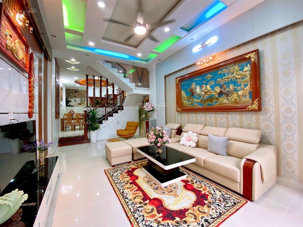 Nhà nguyễn xí 2,8 tỷ/42m2  dòng tiền 15tr/tháng tài sản giữ tiền bền vững. sổ hồng riêng