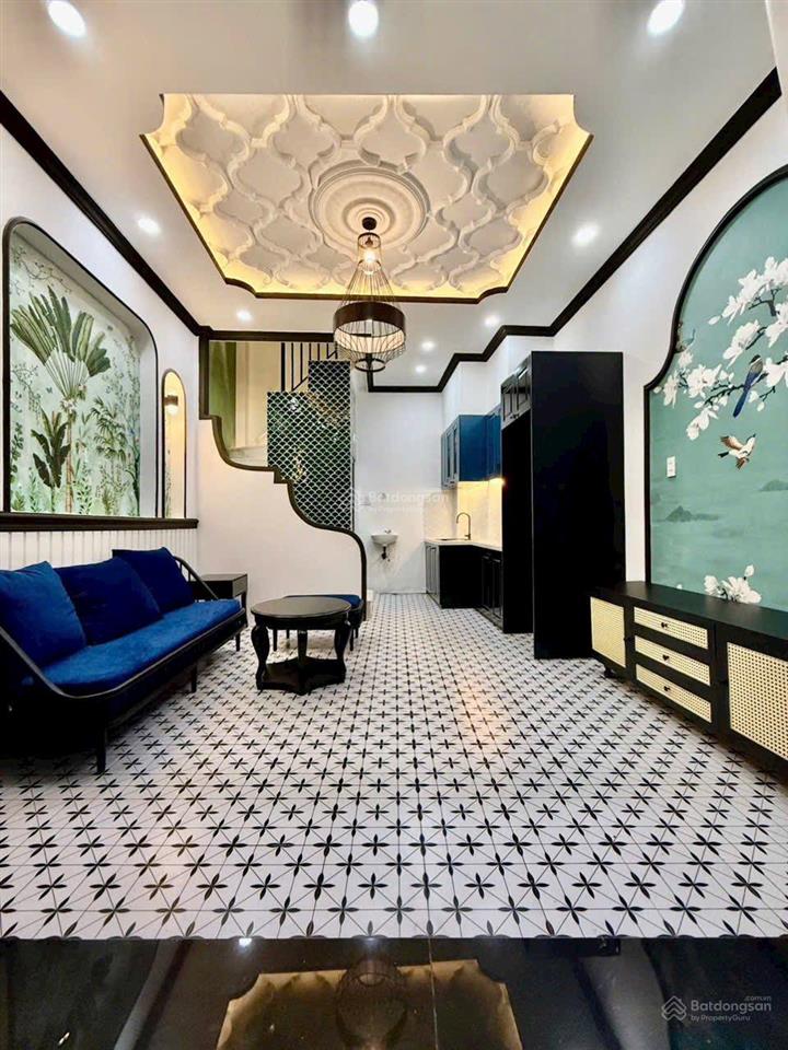 Nhà đẹp 2,45 tỷ / 2pn, 2wc tại trần cao vân, 53m2, q. phú nhuận, hcm, hàng hot đẹp