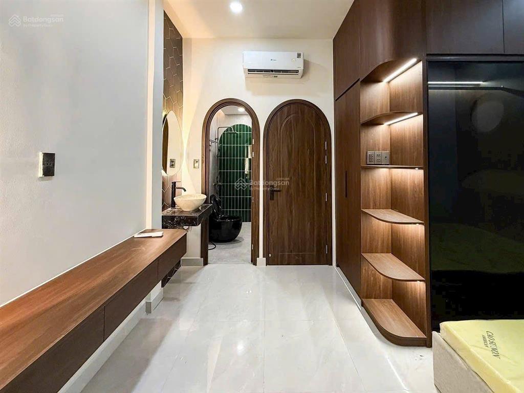 Nhà đẹp 2pn, 2wc tại trần cao vân, 53m2, q. phú nhuận, hcm, hàng hot đẹp