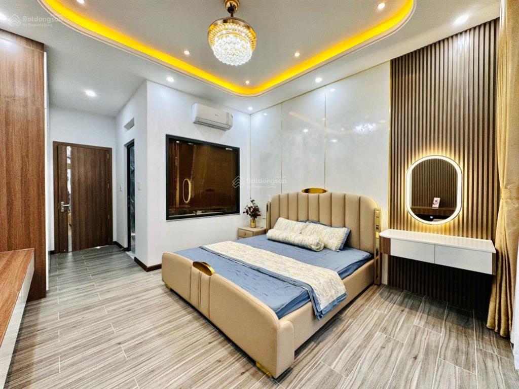 Bán nr 5 tầng, 4pn, 4wc tại xô viết nghệ tĩnh, p25, q. bình thạnh