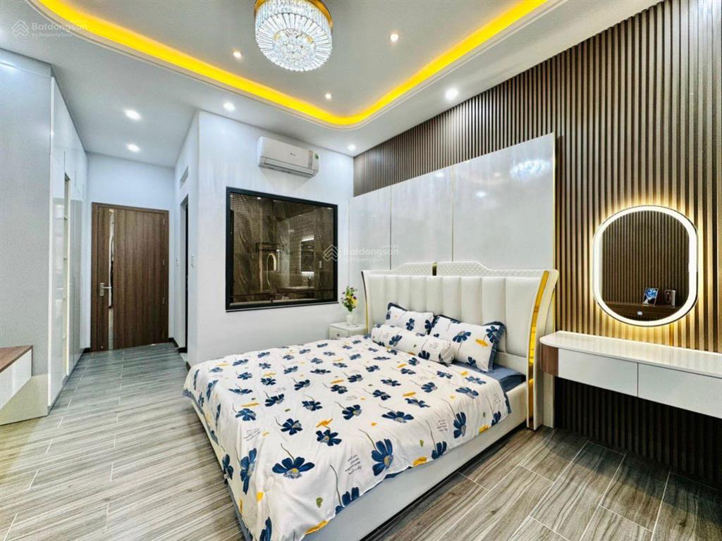 Bán nr 5 tầng, 4pn, 4wc tại xô viết nghệ tĩnh, p25, q. bình thạnh