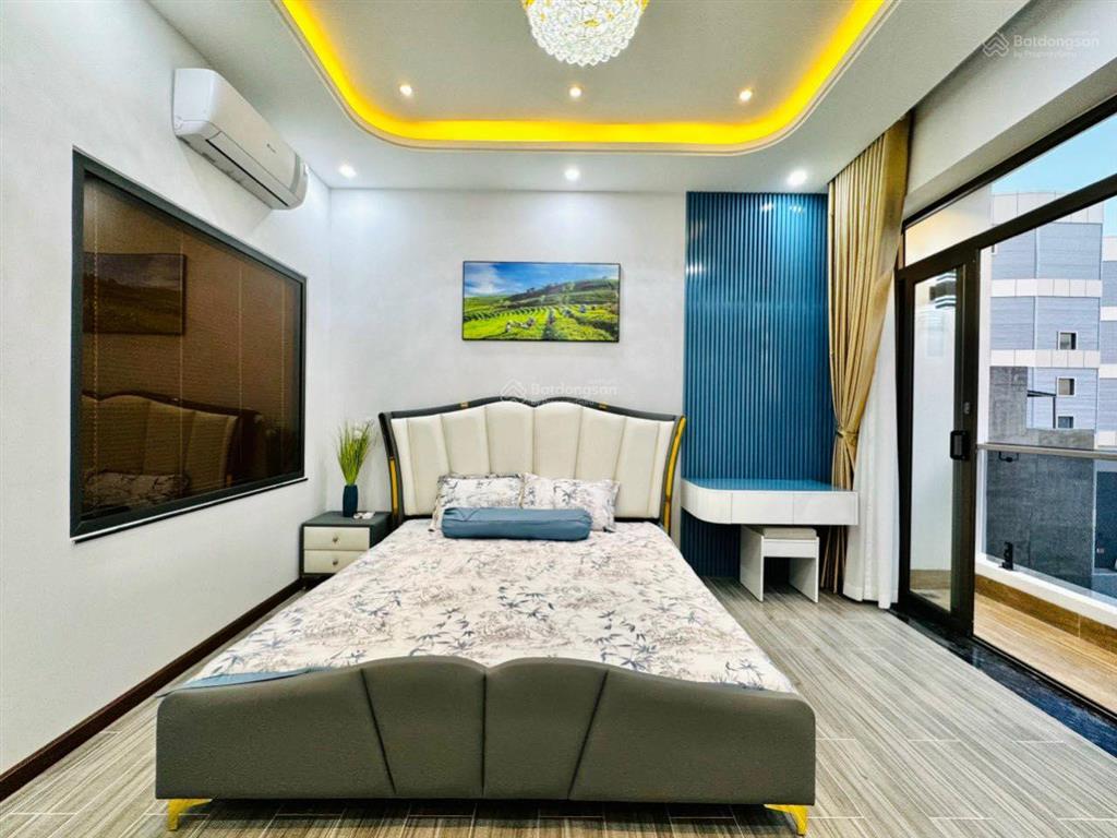 Bán nr 5 tầng, 4pn, 4wc tại xô viết nghệ tĩnh, p25, q. bình thạnh