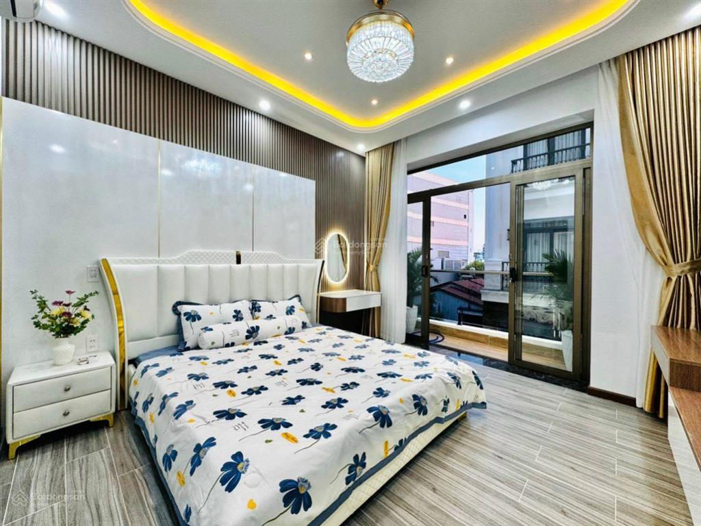 Bán nr 5 tầng, 4pn, 4wc tại xô viết nghệ tĩnh, p25, q. bình thạnh
