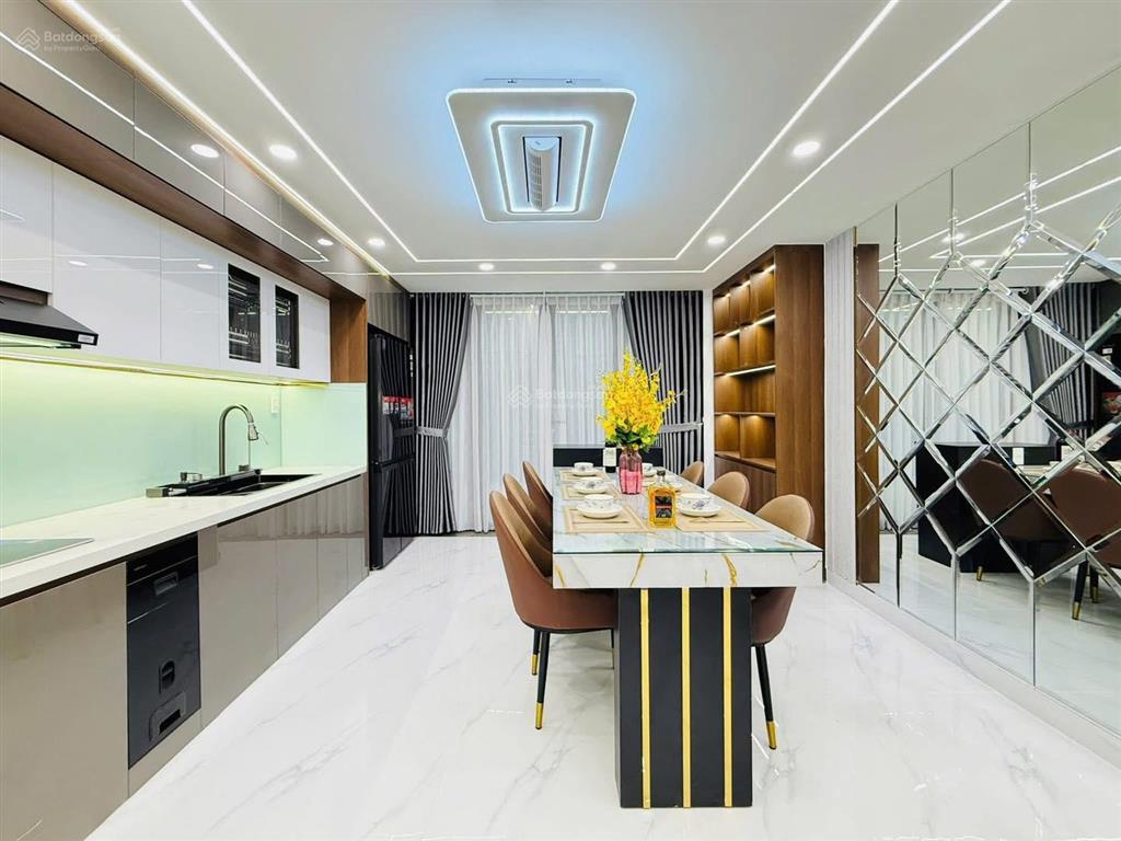 Bán nhà 54m2 tại hồ biểu chánh, p 11, q. phú nhuận, giá cực chất. shr