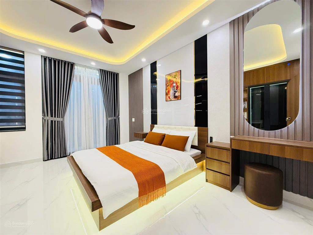 Bán nhà 54m2 tại hồ biểu chánh, p 11, q. phú nhuận, giá cực chất. shr