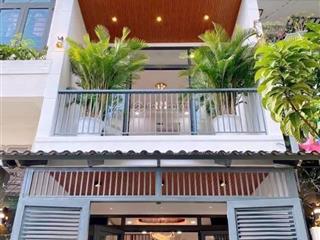 Nhà nghĩa thục q5 75m/ 4.5 tỷ thuê 18tr/tháng shr