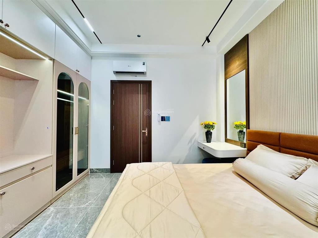 Bán nhà riêng tại lê văn sỹ, 3,8 tỷ/57m2, 5pn, 5wc, chính chủ giá cực chất
