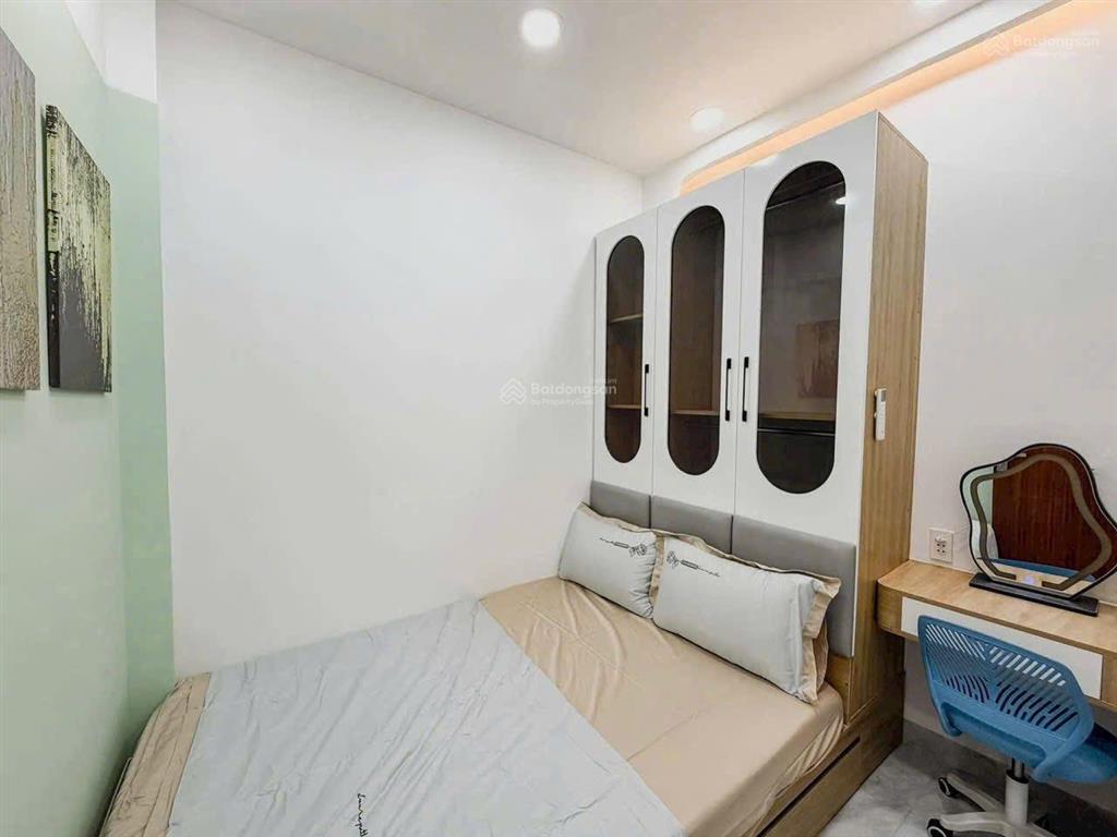 Bán nr 3pn, 3wc,2.1 tỷ / 33m2 tại minh phụng, giá tốt, uy tín