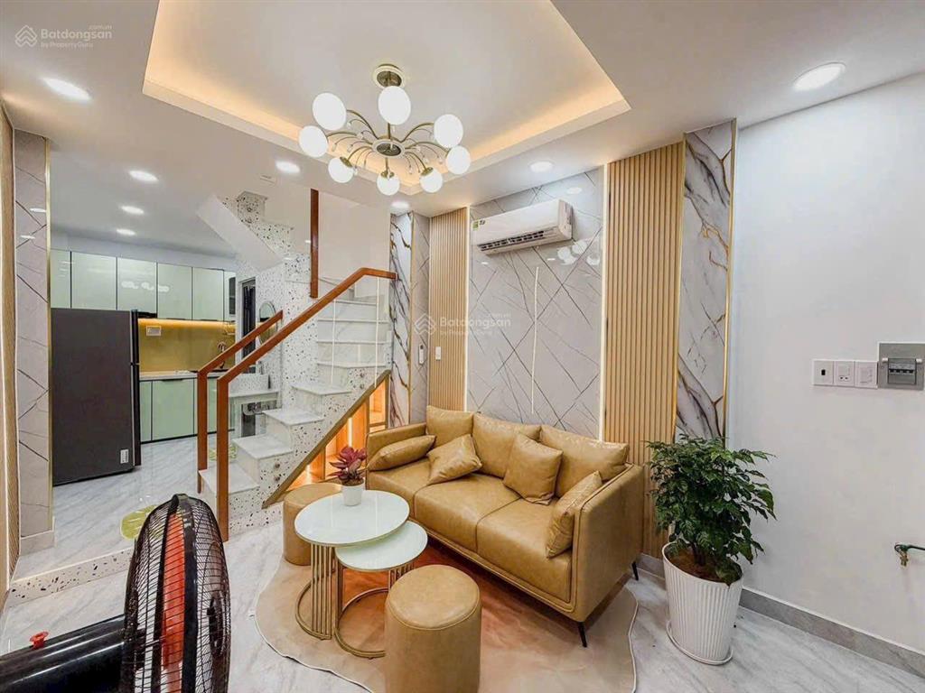 Bán nr 3pn, 3wc,2.1 tỷ / 33m2 tại minh phụng, giá tốt, uy tín