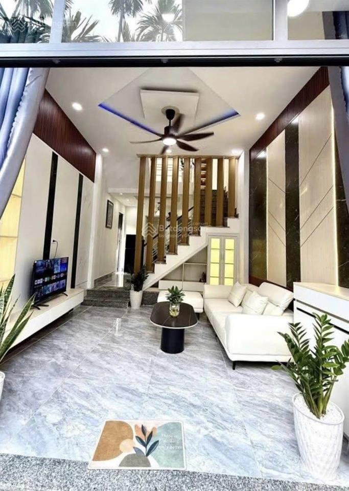 Bán nr 3pn, 3wc, dt 33m2 tại minh phụng, giá tốt, uy tín