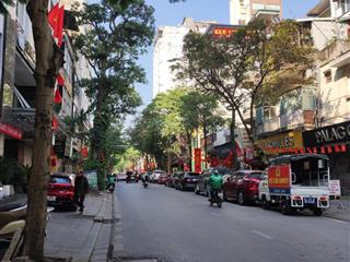 Bán nhà mặt phố quán thánh, dt 158m x 3 tầng, mặt tiền 8.2m, 94.5 tỷ