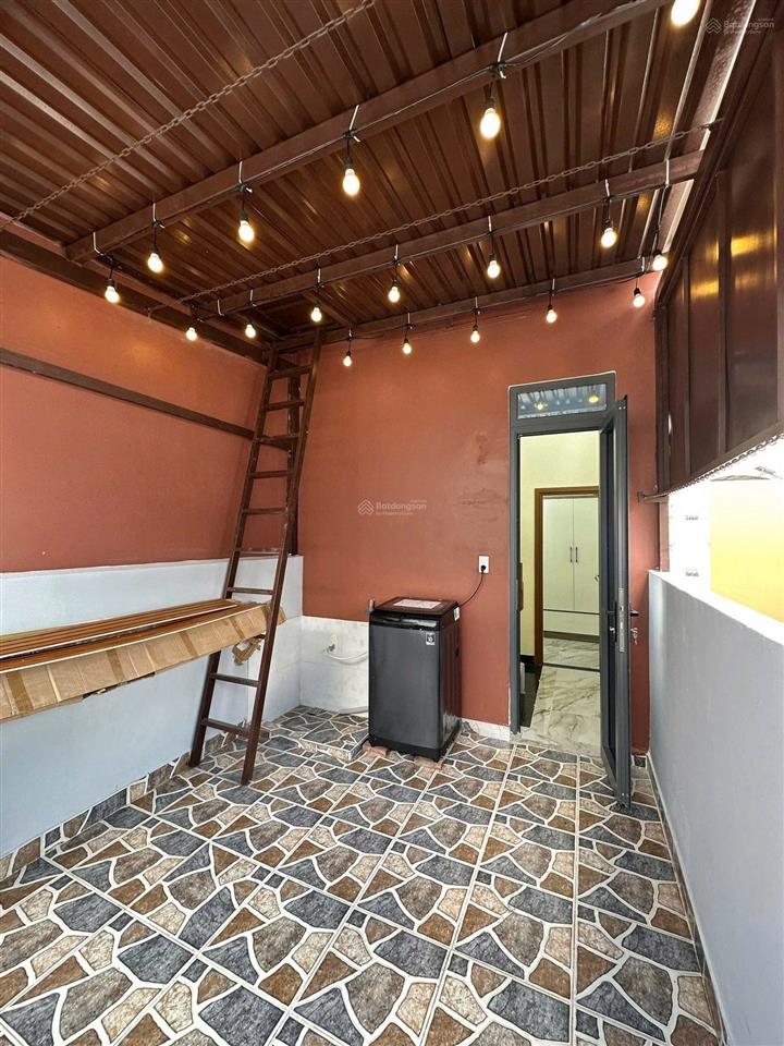 Bán nhà cực đẹp trần bình trọng quận 5 27m2 4 tầng chỉ nhỉnh 5 tỷ.