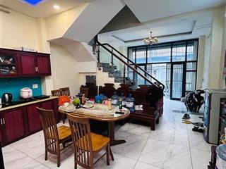Bán nhà mặt tiền đường nhựa huỳnh tấn phát quận 7 70m2 3 tầng chỉ 10,6 tỷ.