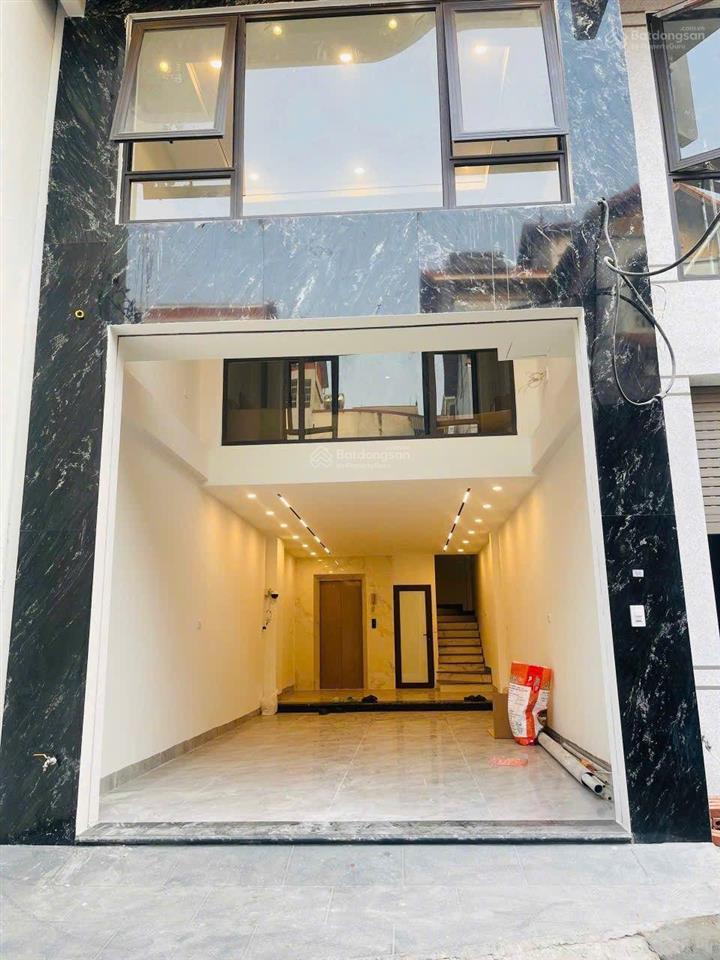 Bán nhà 7 tầng thang máy tại phố sài đồng, long biên(cũ) hà nội. dt55m2. đường 2 ô tô tránh nhau.