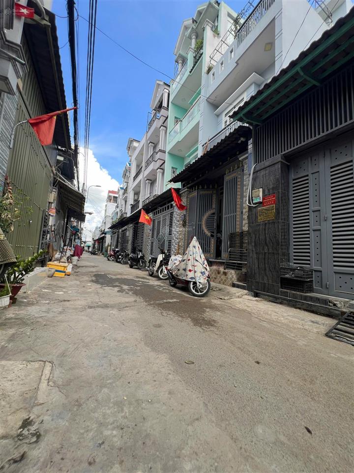 [ bình tân ] hxh giá 4 tỷ 150
nhà đường lê đình cẩn, quận bình tân
dt 4m x 12m 1 trệt 1 lửng sổ