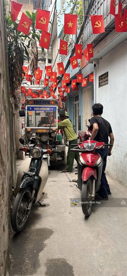 Phân lô mễ trì hạ. 40m2 x5t. ngõ thông ô tô. tặng gpxd 7 tầng. giá đầu tư ngon. nhỉnh 10 tỷ