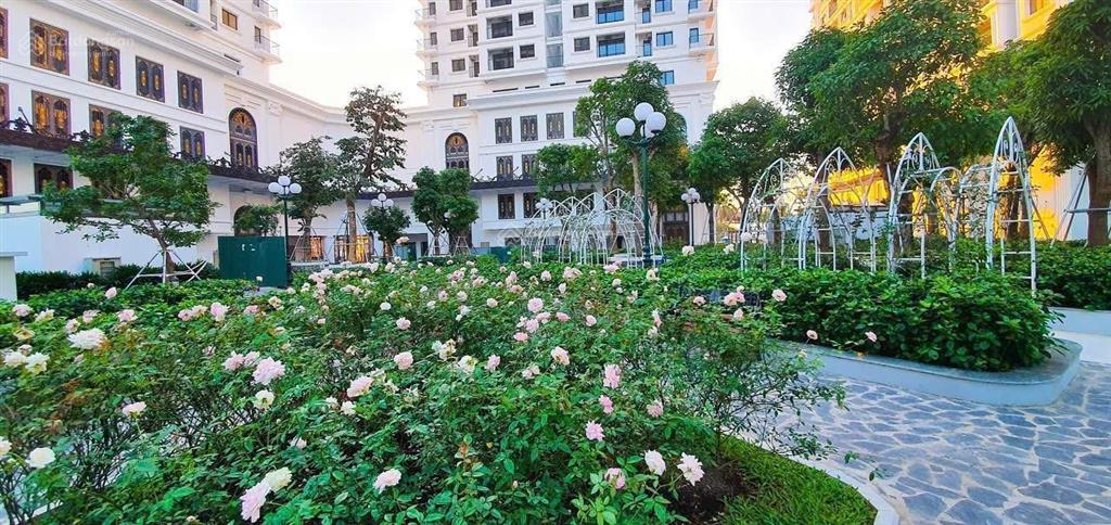 Hót. hót chủ nhà gửi bán căn hộ 3pn dt 135,8m2 tại chung cư iris garden số 30 trần hữu dực mỹ đình