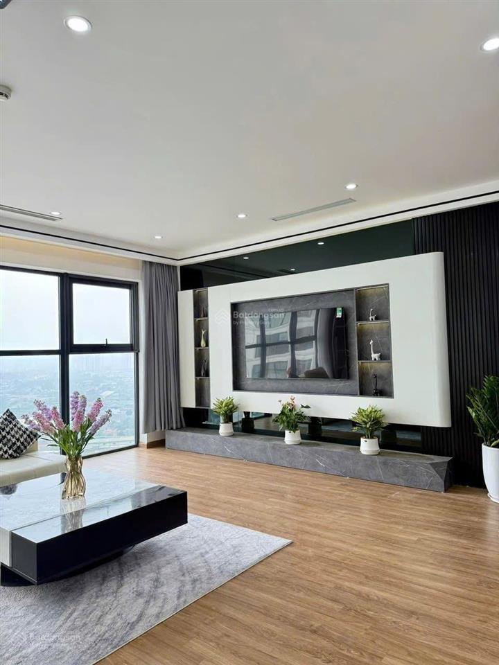 Hót. hót chủ nhà gửi bán căn hộ 3pn dt 135,8m2 tại chung cư iris garden số 30 trần hữu dực mỹ đình