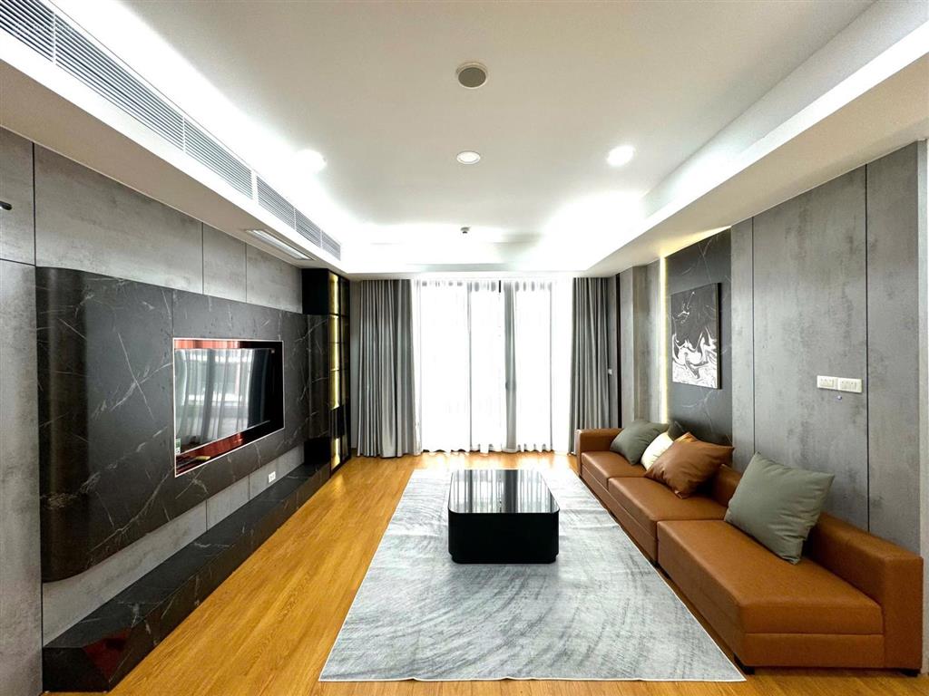 Hót.hót chủ nhà gửi bán căn hộ 3 pn 2wc dt 128m2 tại chung cư dolphil plaza số 28 trần bình mỹ đình