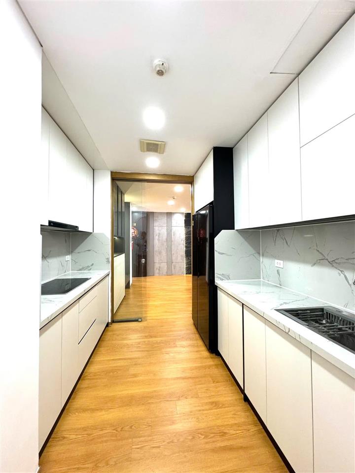 Hót.hót chủ nhà gửi bán căn hộ 3 pn 2wc dt 128m2 tại chung cư dolphil plaza số 28 trần bình mỹ đình