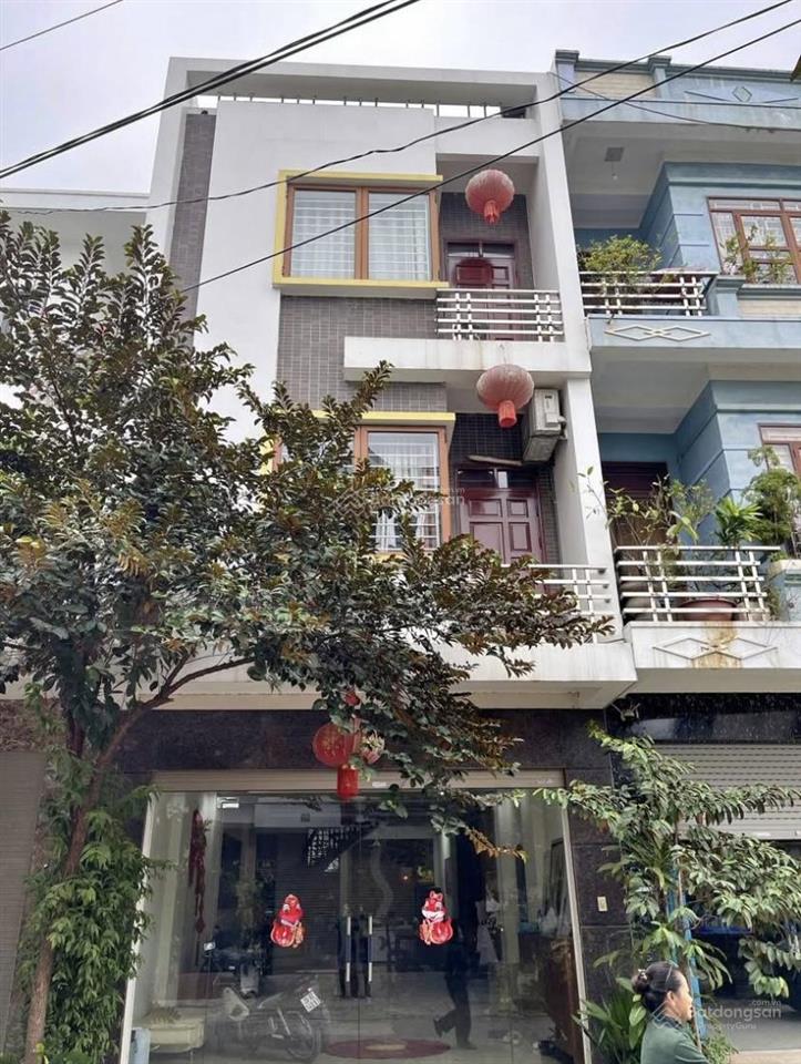 Nhà đẹp tây mỗ 70m2 4 ngủ 9,6tỷ ôtô đỗ cổng 2 thoáng dân xây chắc chắn 3 bước ra phố lớn sổ đỏ cc