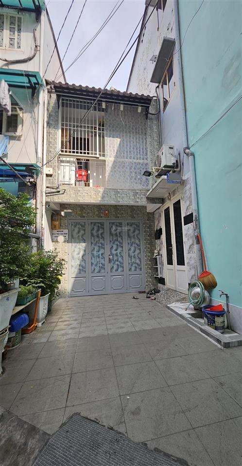 Bán nhà riêng tại lê quang định, 2,5 tỷ, 12 m2, 2pn, 2wc, hẻm 3 gác sạch thoáng, giá siêu hời