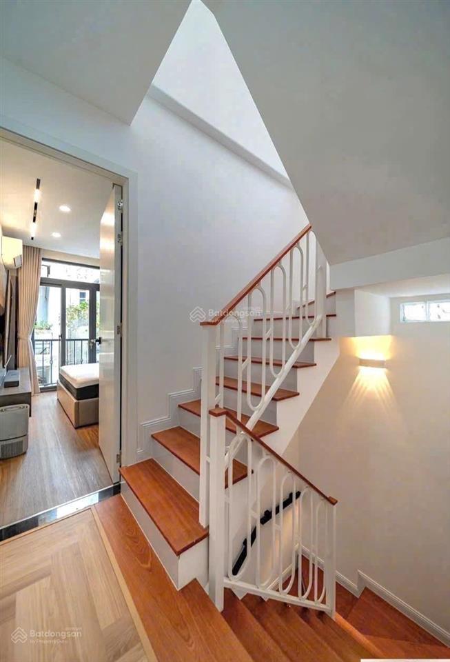 Bán nhà riêng ở trần cao vân, 2 mặt tiền trước sau, hẻm xe hơi, 9,25 tỷ, 32m2, 4pn, pháp lý đầy đủ