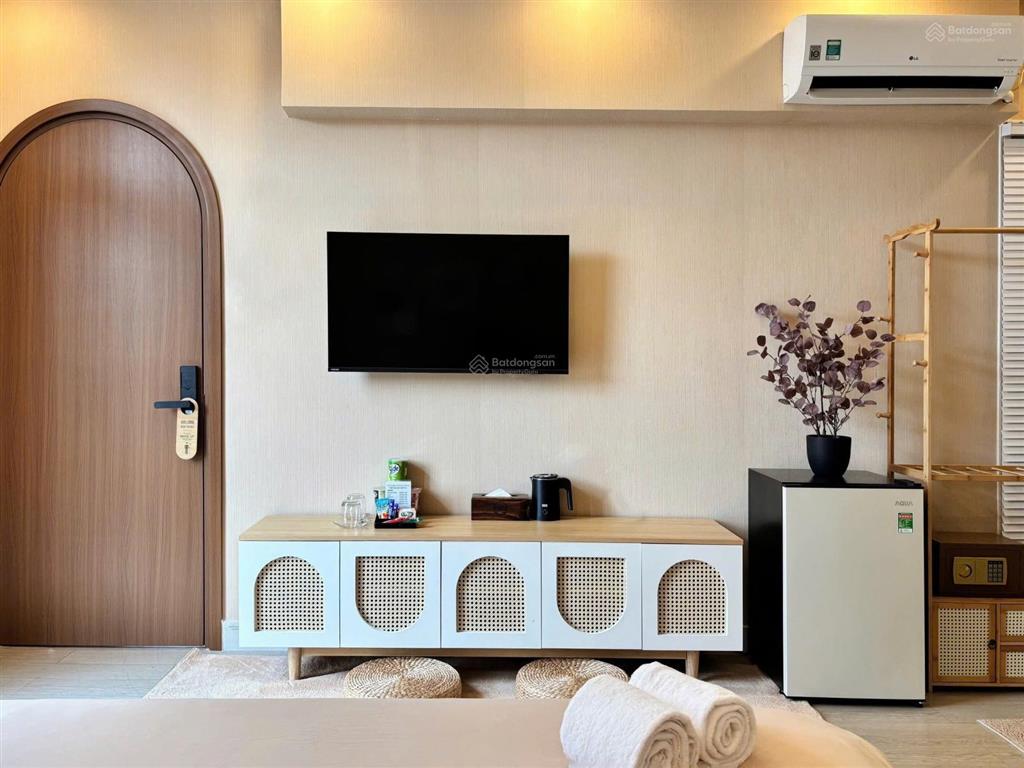 Cho thuê căn hộ tân bình, gần sân bay tân sơn nhất, đầy đủ nội thất