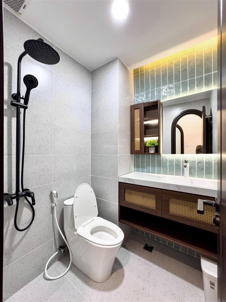 Cho thuê căn hộ tân bình ngay chợ phạm văn hai full nội thất cao cấp căn hộ mới 100%