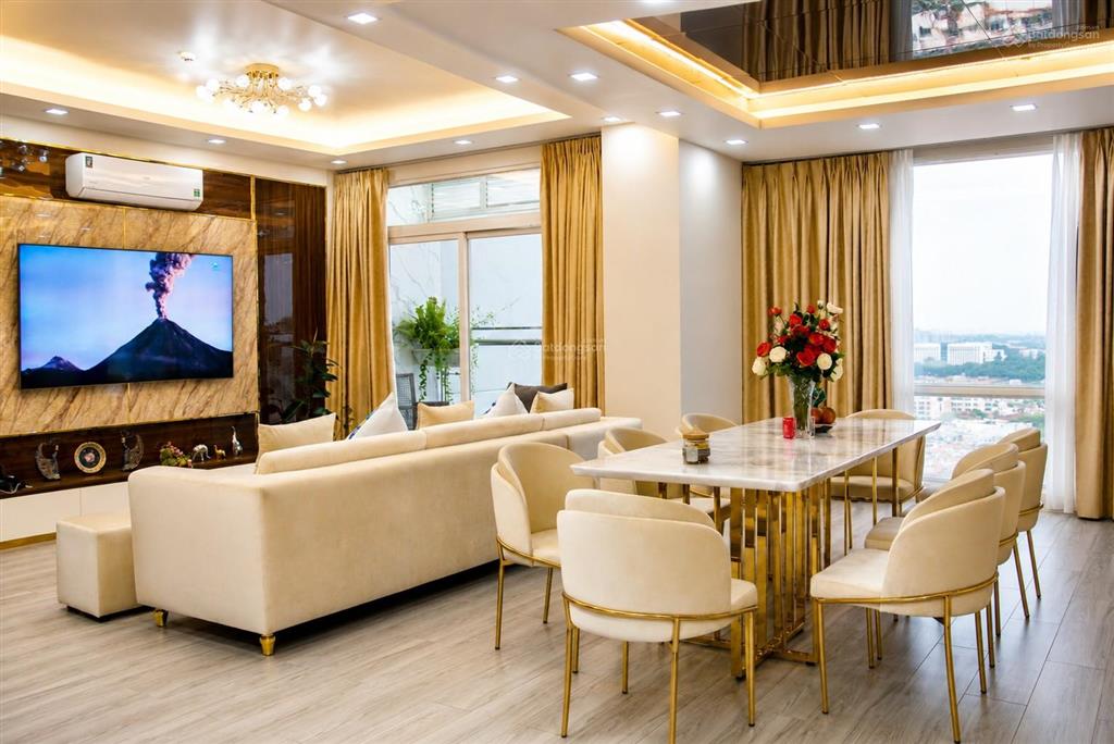 Bán cc xi grand court, dt 75, 2pn,2wc giá cực tốt  6.5ty có ban công  view hồ bơi 0916 565 ***