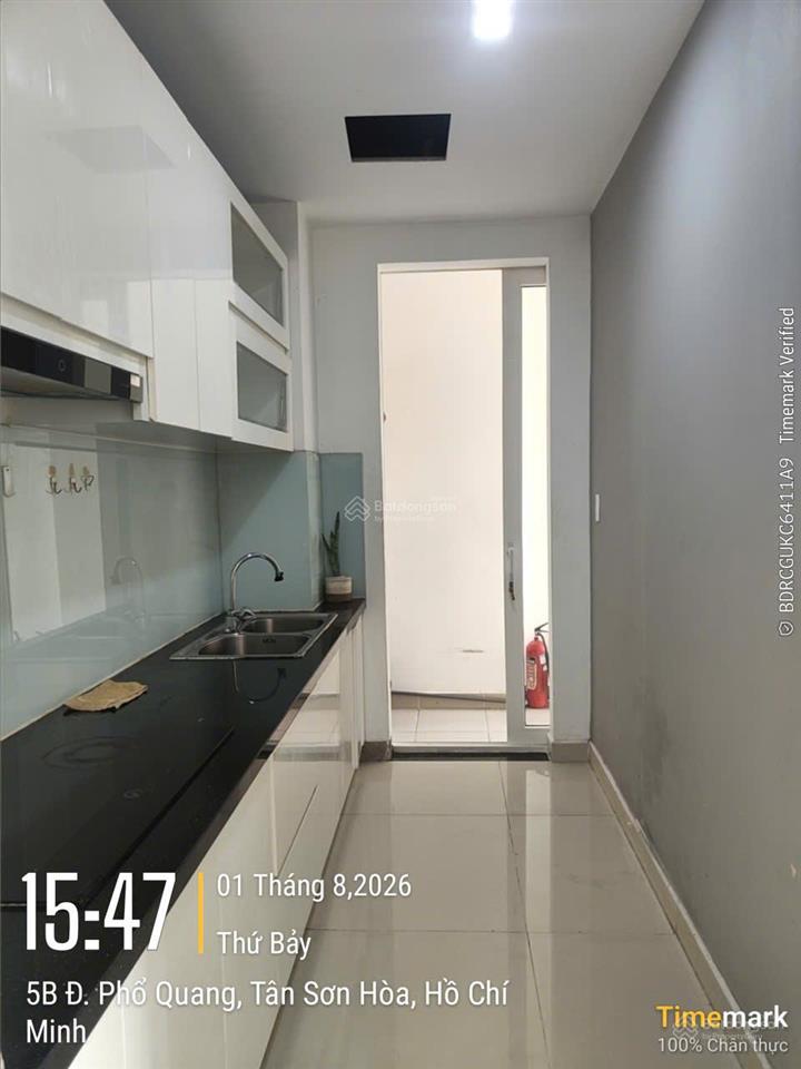 Bán cc sky center, phổ quang, giá 5,55 tỷ, dt 74m2, 2pn 2wc view hồ bới   0916 565 *** tiến