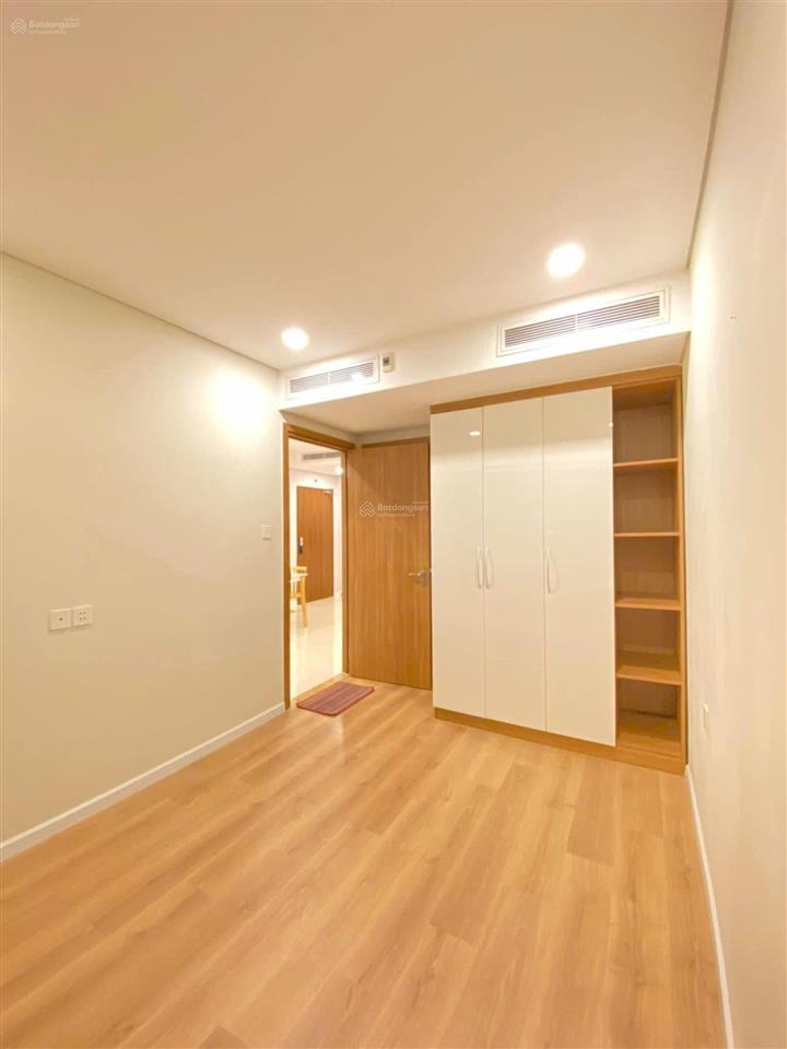 Cần bán căn hộ rivera park sài gòn, 5,05 tỷ, 63m2, 2pn, 1wc, ntcb   0916 565 ***