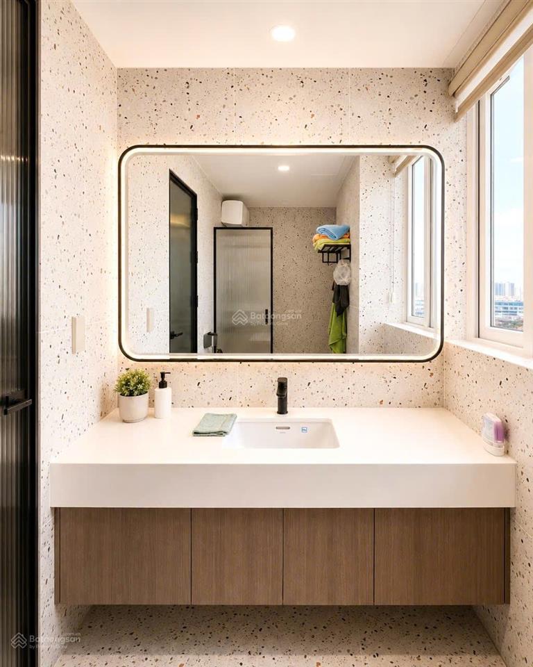 Bán căn hộ the everrich i, giá 8 tỷ, đt 116m2, 3pn, 2wc, hướng đb, pháp lý đầy đủ