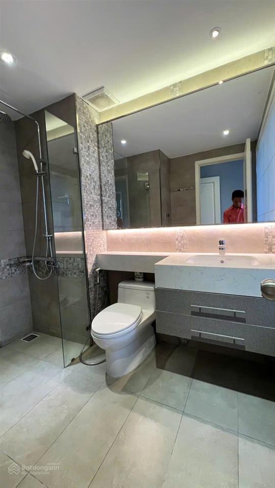 Bán gấp cc garden gate, 6 tỷ vnd, 75m2, 2pn, 2wc, đầy đủ nội thất tại hoàng minh giám, q. phú nhuận