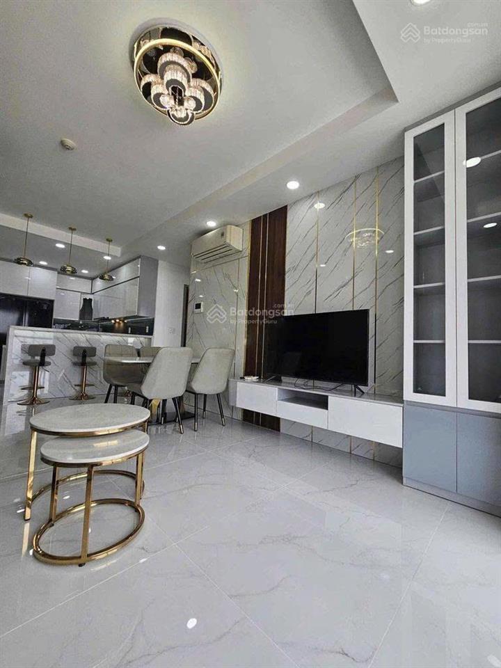 Bán gấp căn hộ ot the gold view, giá cực tốt 5tỷ bao hết  80m2, 2pn   0916 565 ***